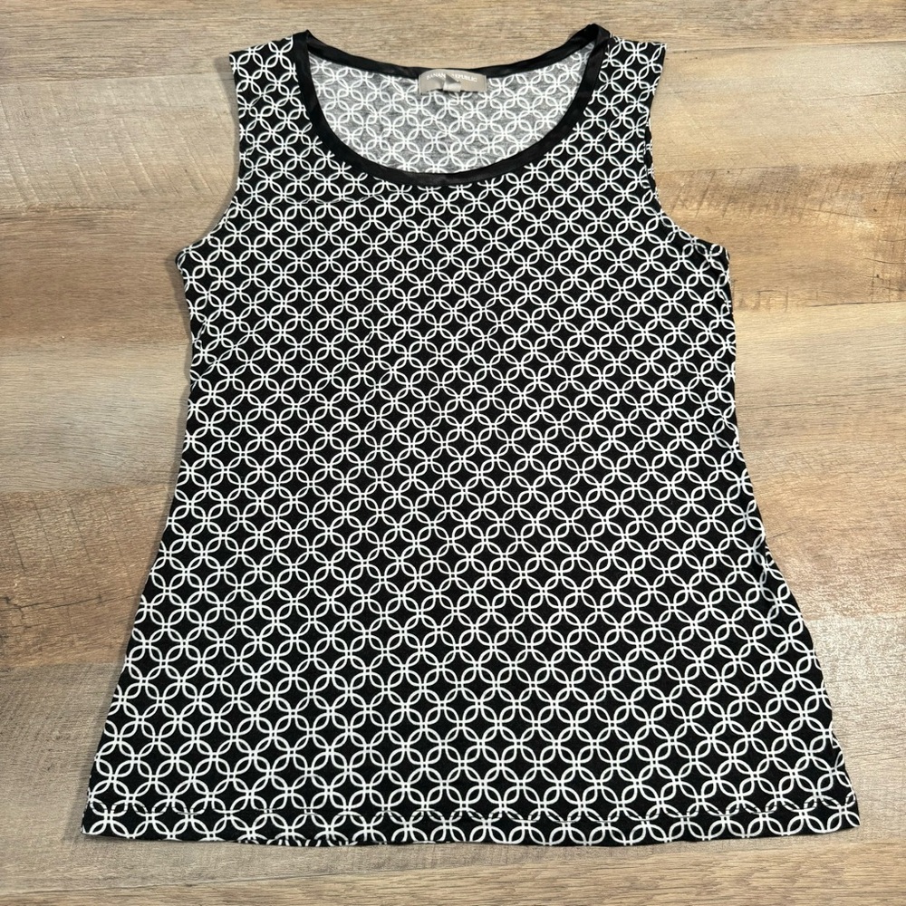Banana Republic Women’s Black and White Patterned Sleeveless Top Size Medium